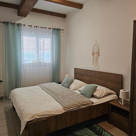 Apartman U Sudu Kobyli Екстер'єр фото